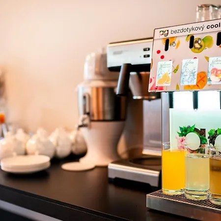 & Chariclea Hotel 4*