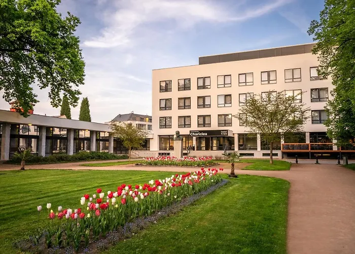 ホテル & Chariclea