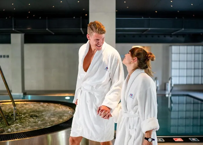 Szálloda & Chariclea