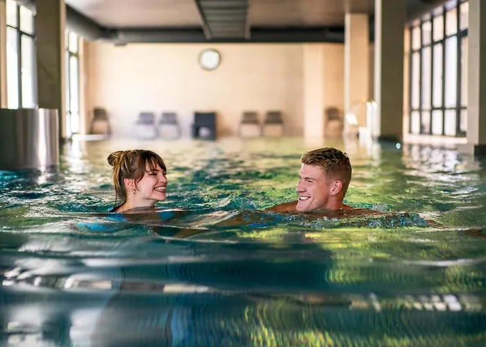 ホテル & Chariclea