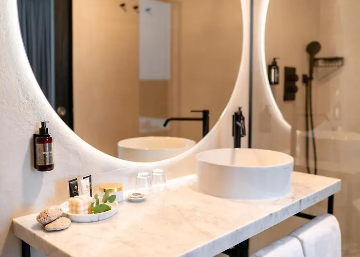 & Chariclea Szálloda Poděbrady